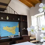 Ferienhaus Li Cuti House - Lungomare Self Check-in *