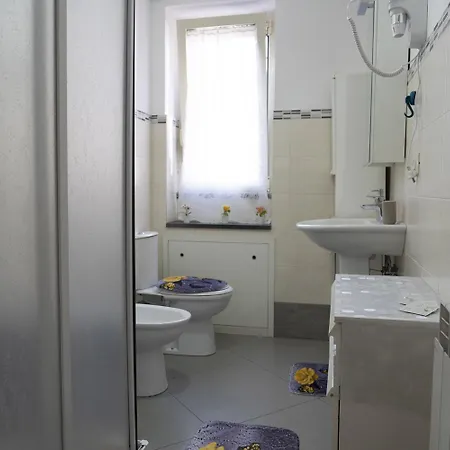 Li Cuti House - Lungomare Self Check-in * Катания