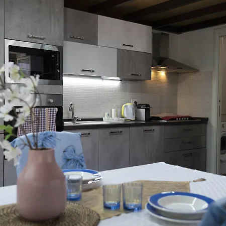 Li Cuti House - Lungomare Self Check-in